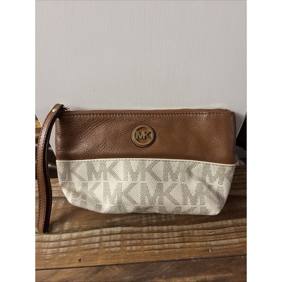 Michael Kors Handbags - Michael Kors Brown & Tan Logo Wristlet Clutch Purse